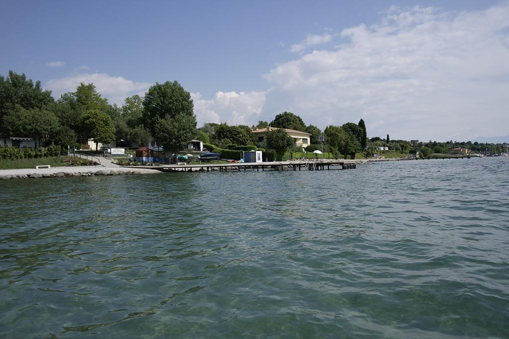 Campeggio Delle Rose Moniga del Garda Eksteriør billede