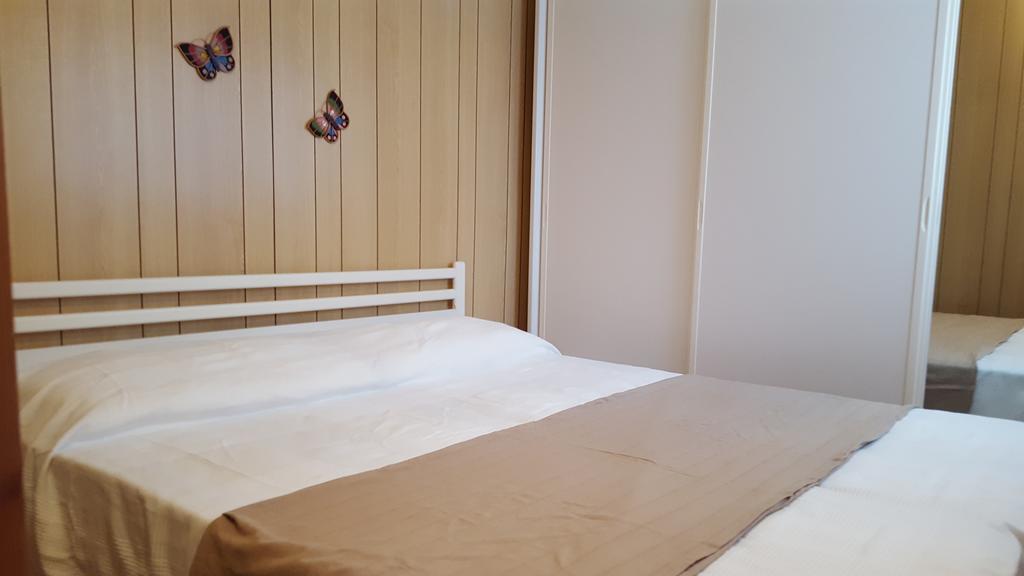 Campeggio Delle Rose Moniga del Garda Eksteriør billede